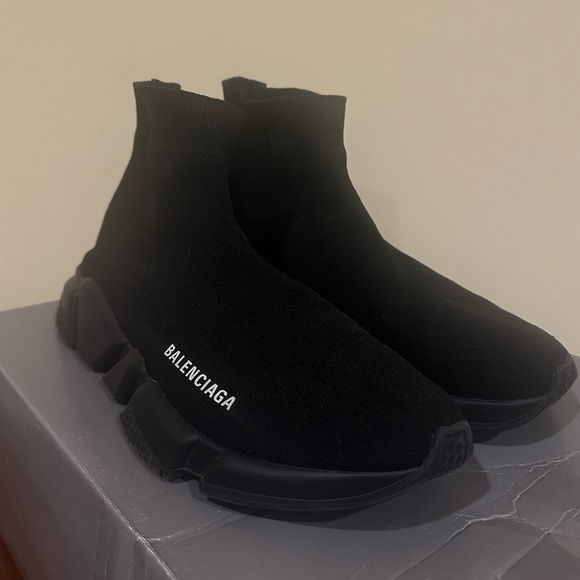 Balenciaga SPEED RECYCLED KNIT SNEAKER IN BLACK - Picture 1 of 6